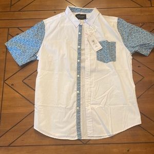 Men’s short sleeve button down - size XL - NWT